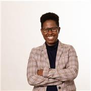 Englischlehrer für alle Altersgruppen, auch für Erwachsene. kann auch mit professionellem Englisch helfen.